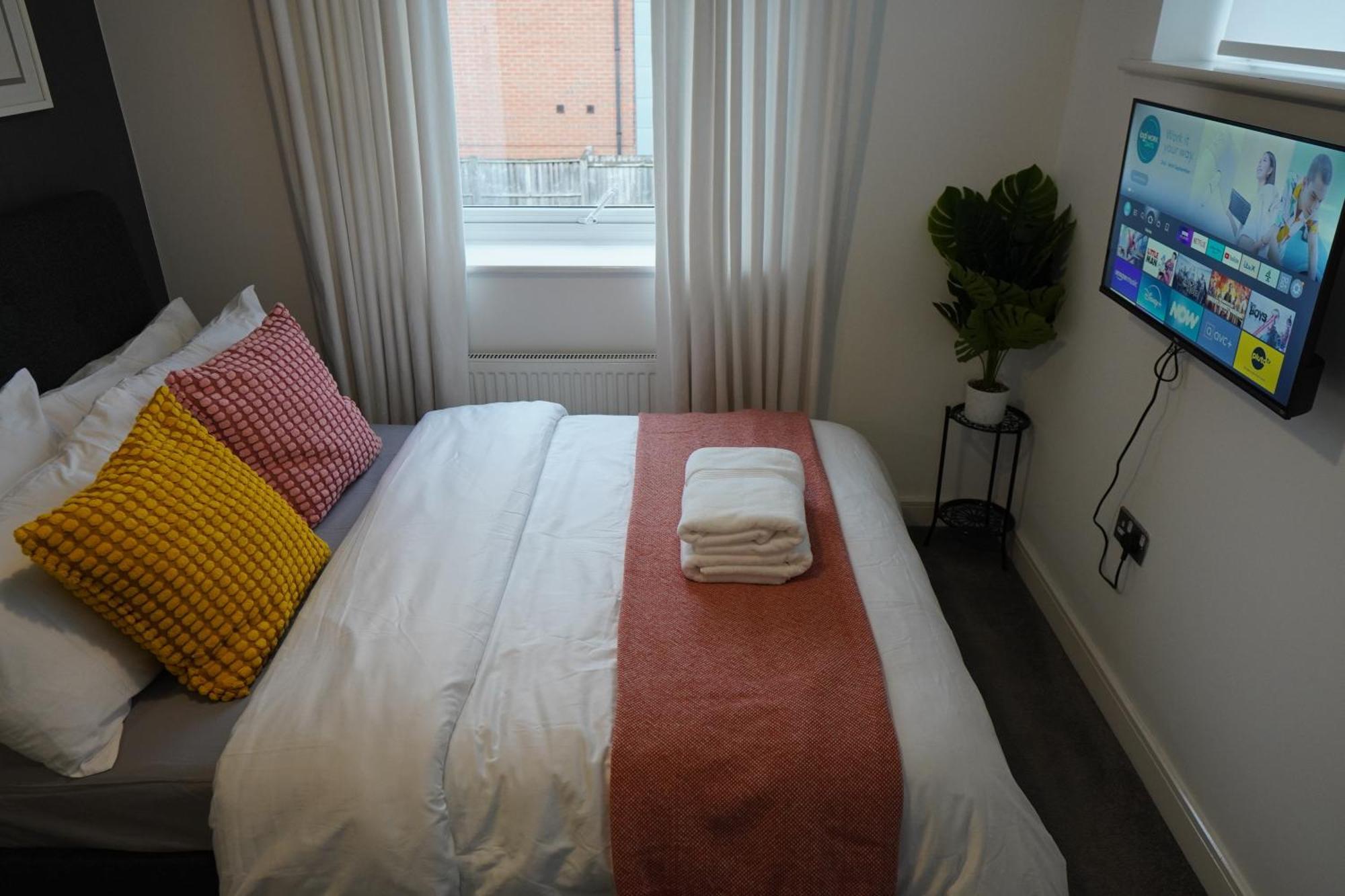 Luxury Rooms - Pick A Room - Free Parking & Kitchen Access, Near Etihad Stadium, The Coop Live & Piccadilly Station, Manchester Extérieur photo