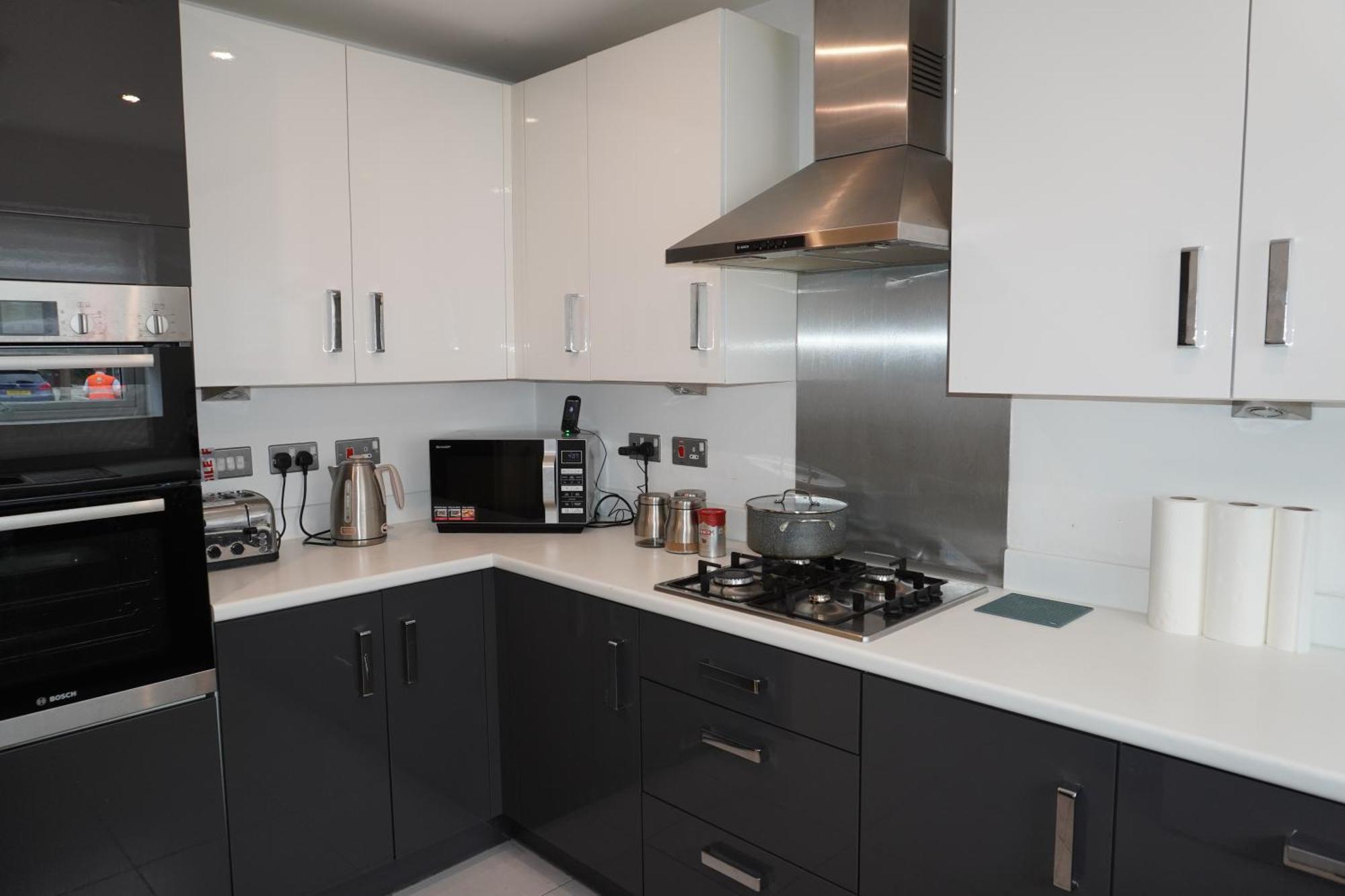 Luxury Rooms - Pick A Room - Free Parking & Kitchen Access, Near Etihad Stadium, The Coop Live & Piccadilly Station, Manchester Extérieur photo