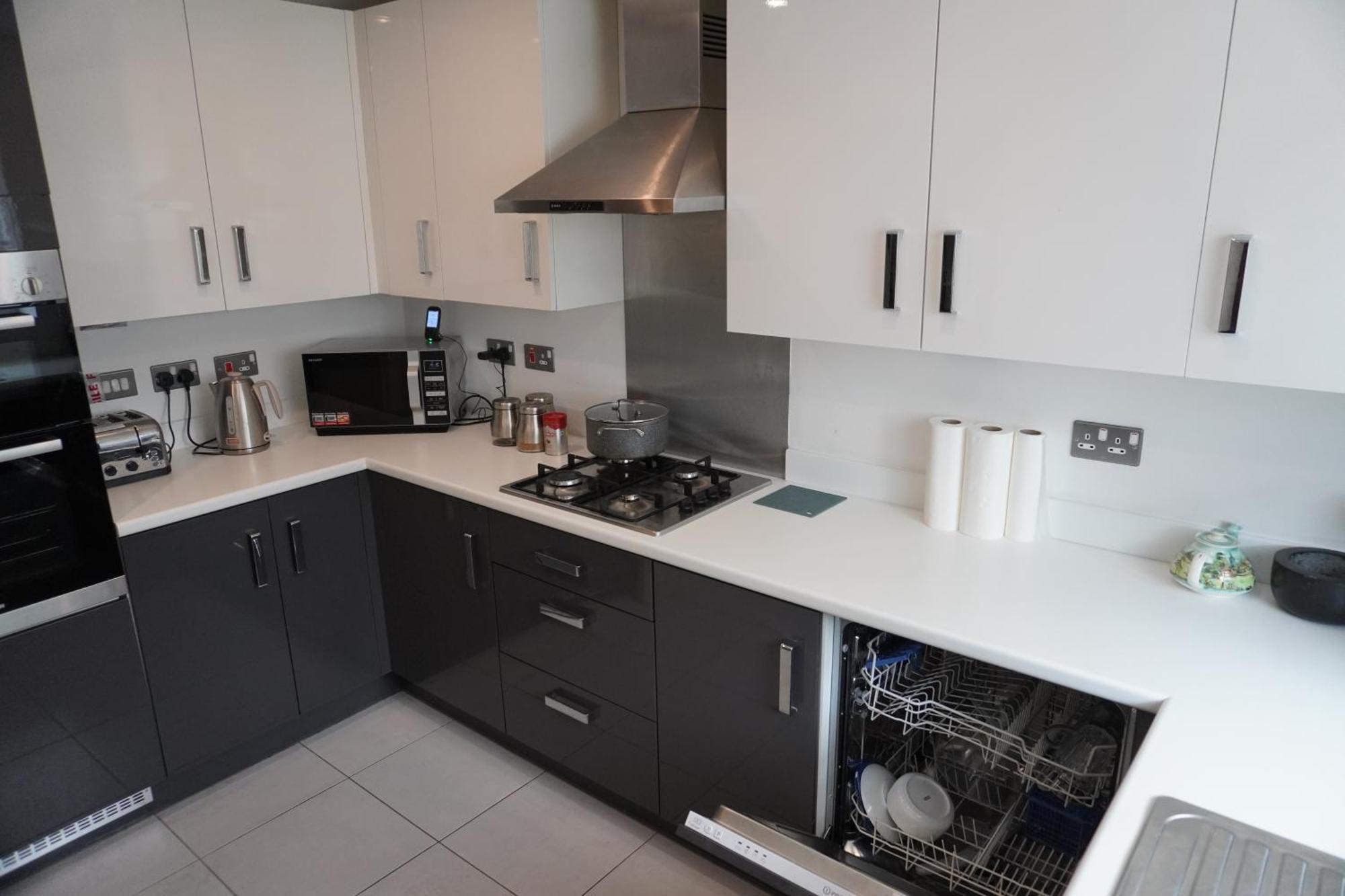 Luxury Rooms - Pick A Room - Free Parking & Kitchen Access, Near Etihad Stadium, The Coop Live & Piccadilly Station, Manchester Extérieur photo